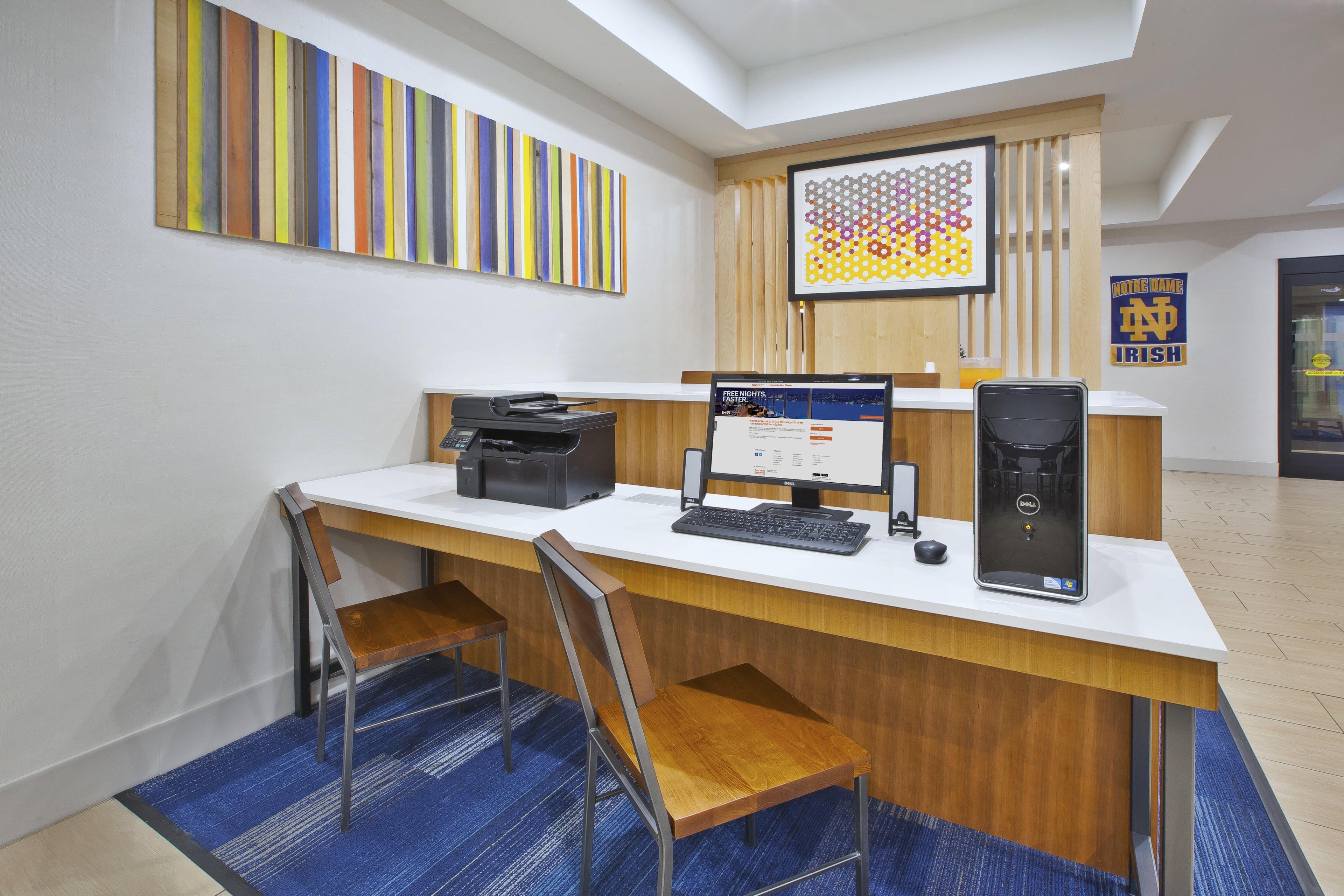 Holiday Inn Express Niles By Ihg Exterior photo